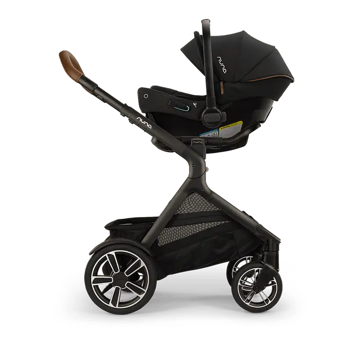 demi™ next + pipa™ urbn travel system