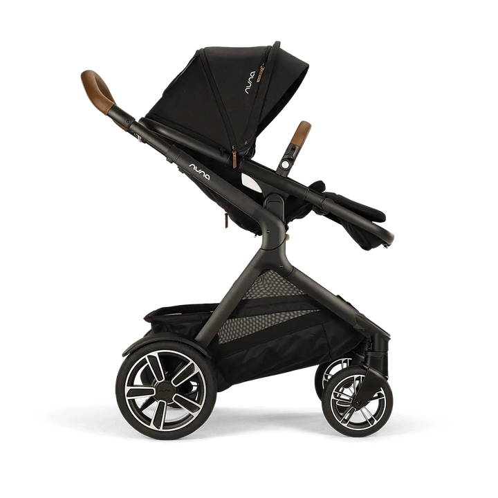 demi™ next + pipa™ urbn travel system