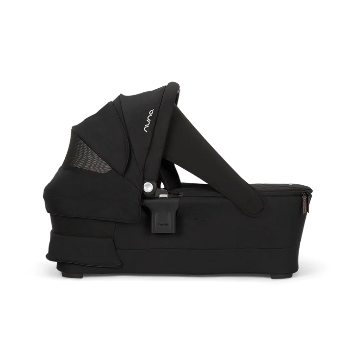 SWIV™ &amp; TRIV™ series bassinet + stand